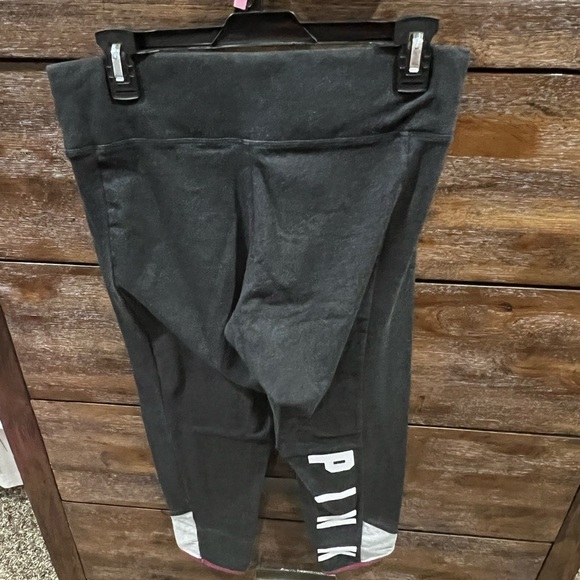 🖤🩷VS PINK L - Picture 3 of 3